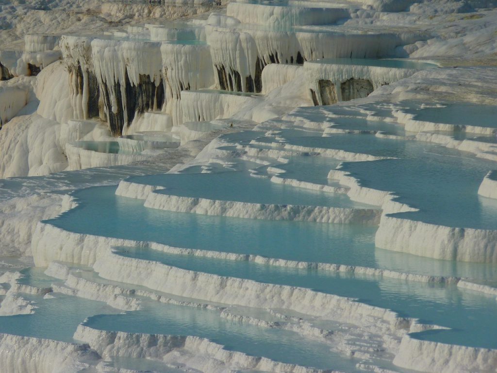 Pamukkale Travertenlerinin Özellikleri